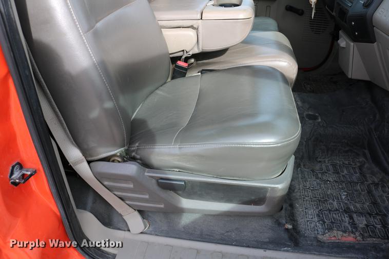 image for item DD8672 2008 Ford F250 Super Duty pickup truck