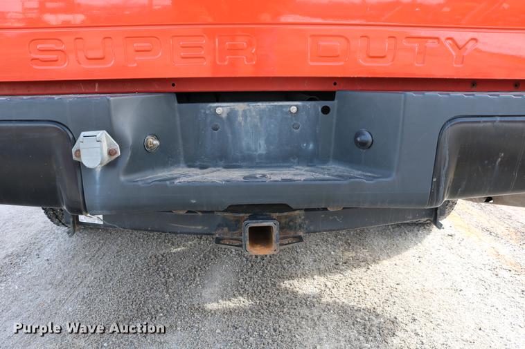 image for item DD8672 2008 Ford F250 Super Duty pickup truck