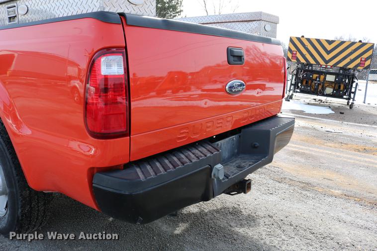 image for item DD8672 2008 Ford F250 Super Duty pickup truck