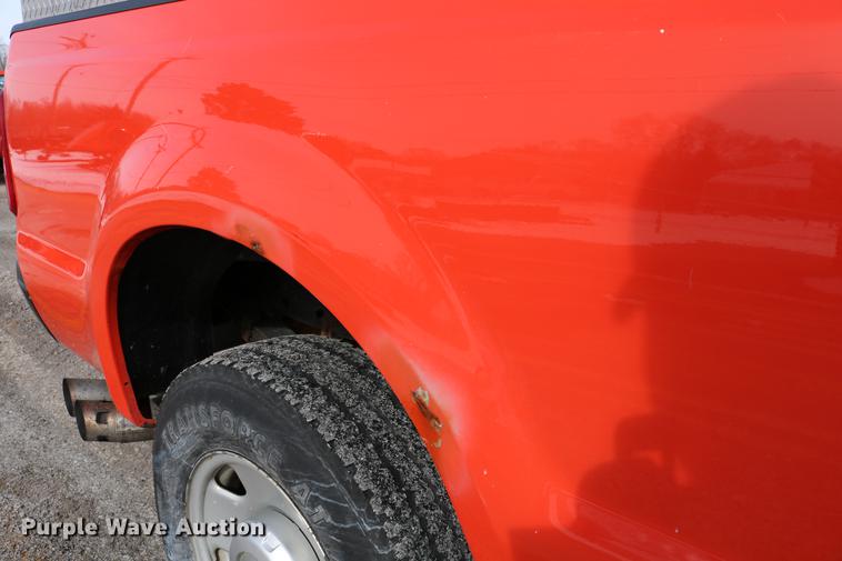 image for item DD8672 2008 Ford F250 Super Duty pickup truck