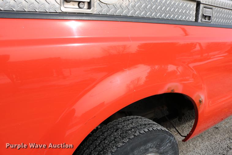 image for item DD8672 2008 Ford F250 Super Duty pickup truck