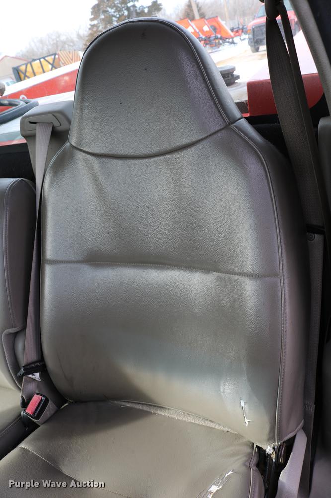 image for item DD8673 2008 Ford F250 Super Duty utility bed pickup truck