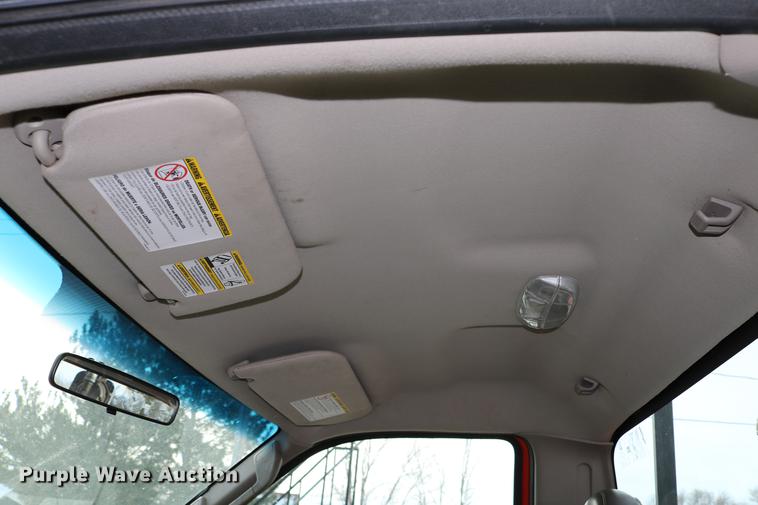 image for item DD8673 2008 Ford F250 Super Duty utility bed pickup truck