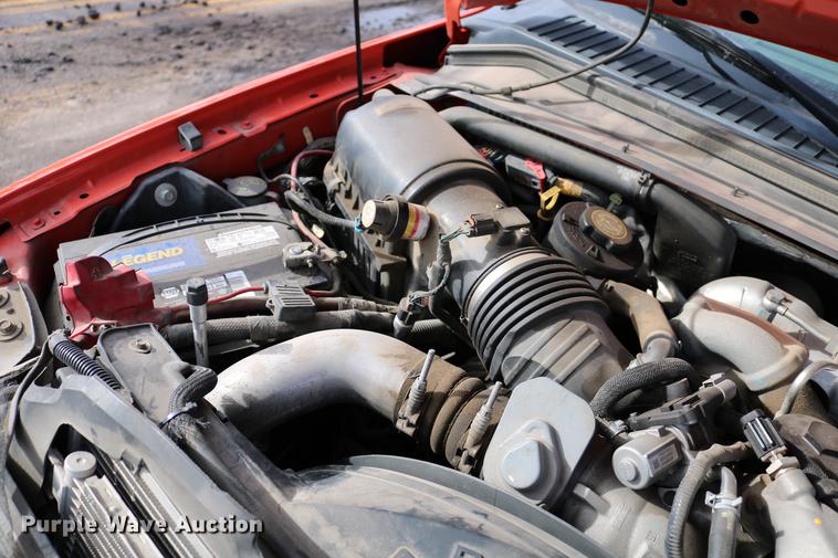 image for item DD8673 2008 Ford F250 Super Duty utility bed pickup truck