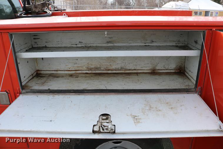 image for item DD8673 2008 Ford F250 Super Duty utility bed pickup truck