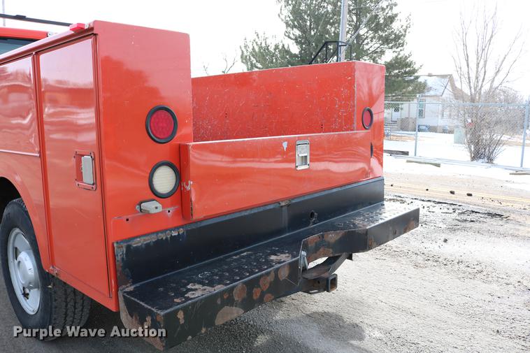 image for item DD8673 2008 Ford F250 Super Duty utility bed pickup truck