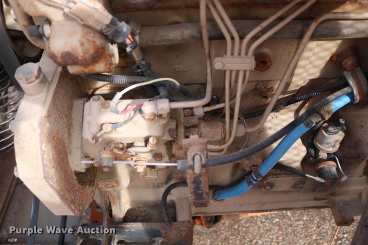 image for item DD8674 2004 Broce RJ350 broom