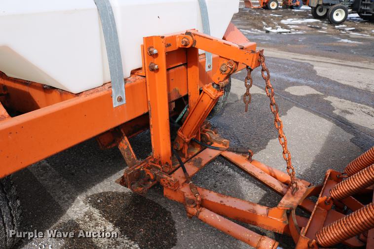 image for item DD8674 2004 Broce RJ350 broom