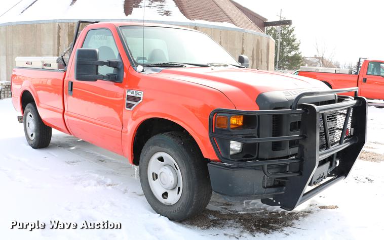 image for item DD8675 2008 Ford F250 Super Duty pickup truck