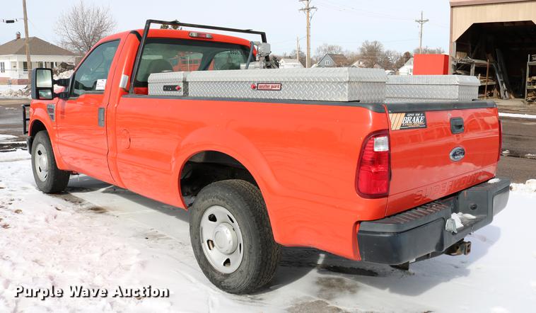 image for item DD8675 2008 Ford F250 Super Duty pickup truck