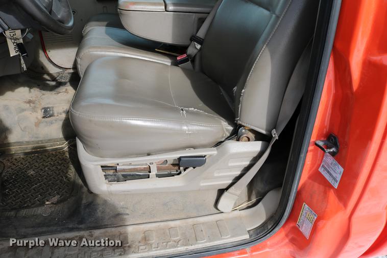 image for item DD8675 2008 Ford F250 Super Duty pickup truck