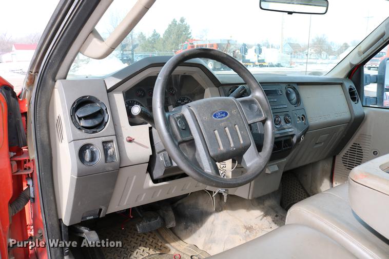 image for item DD8675 2008 Ford F250 Super Duty pickup truck