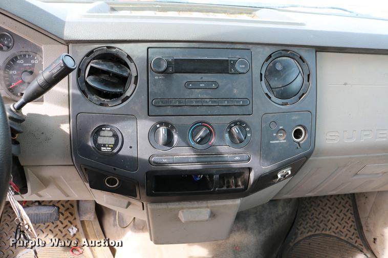 image for item DD8675 2008 Ford F250 Super Duty pickup truck