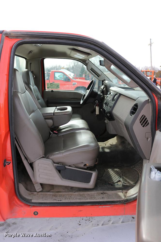 image for item DD8675 2008 Ford F250 Super Duty pickup truck