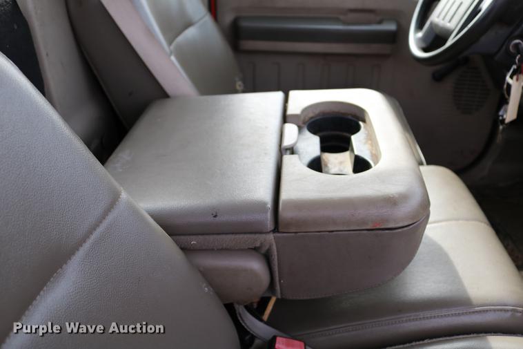 image for item DD8675 2008 Ford F250 Super Duty pickup truck