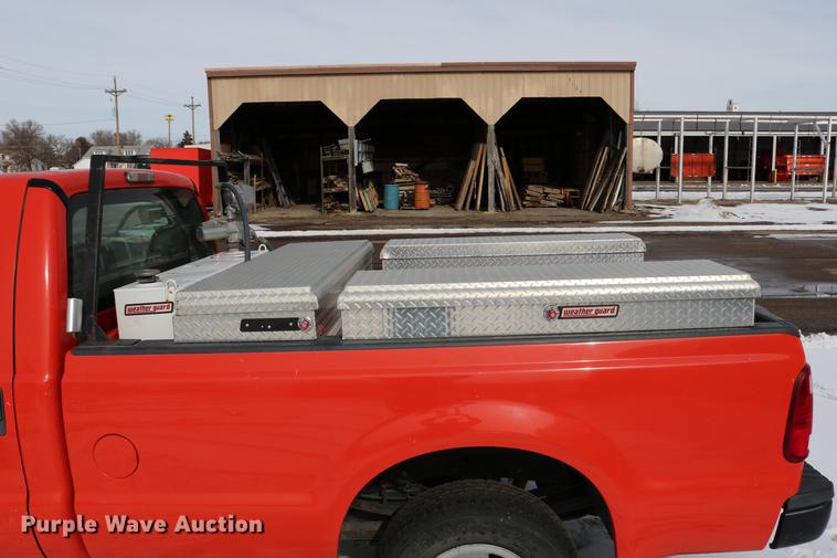 image for item DD8675 2008 Ford F250 Super Duty pickup truck