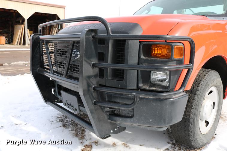 image for item DD8675 2008 Ford F250 Super Duty pickup truck