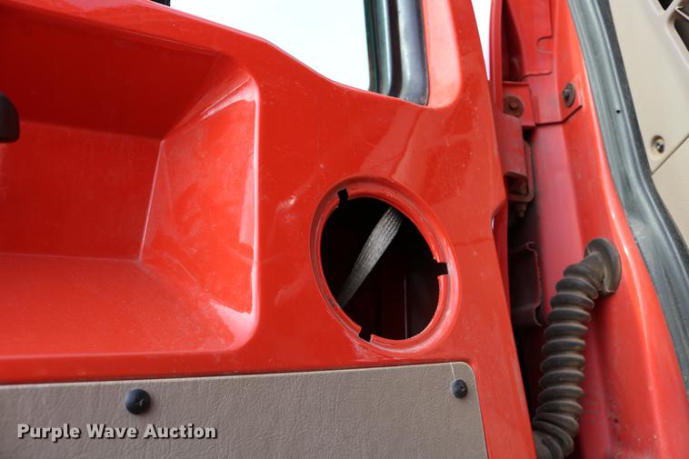 image for item DD8676 2001 Sterling L7501 dump truck