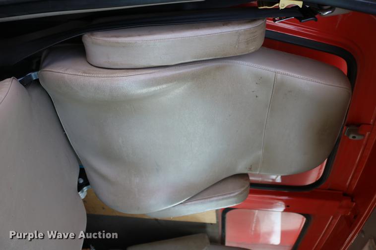 image for item DD8676 2001 Sterling L7501 dump truck