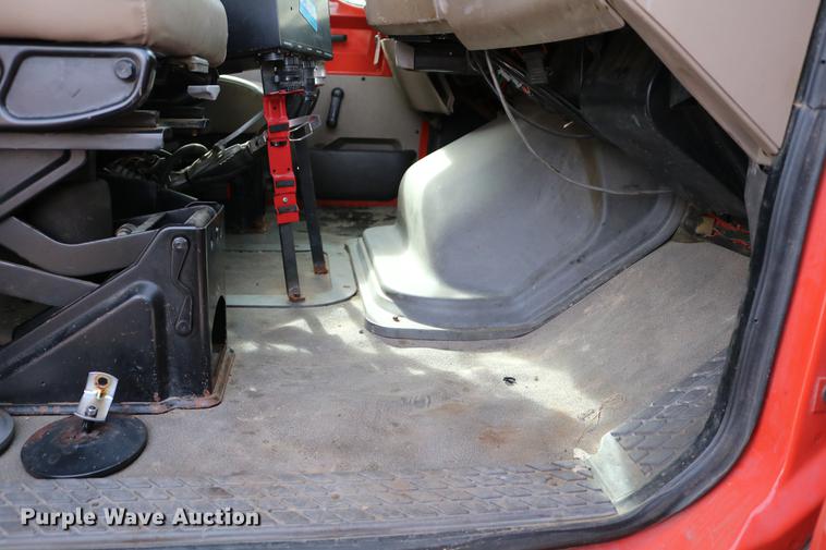 image for item DD8676 2001 Sterling L7501 dump truck