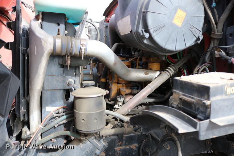 image for item DD8676 2001 Sterling L7501 dump truck