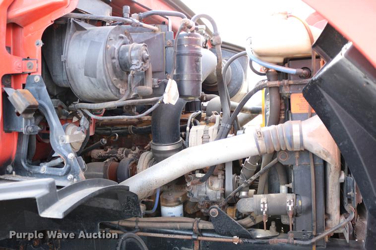 image for item DD8676 2001 Sterling L7501 dump truck