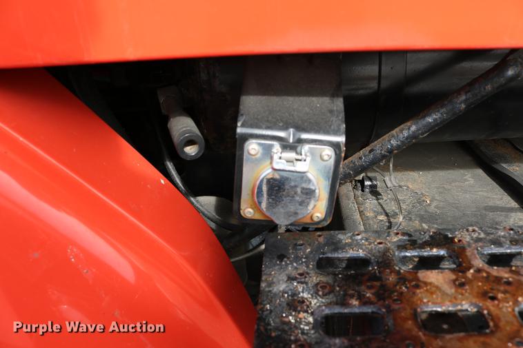 image for item DD8676 2001 Sterling L7501 dump truck