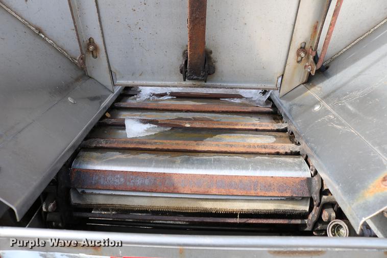 image for item DD8676 2001 Sterling L7501 dump truck