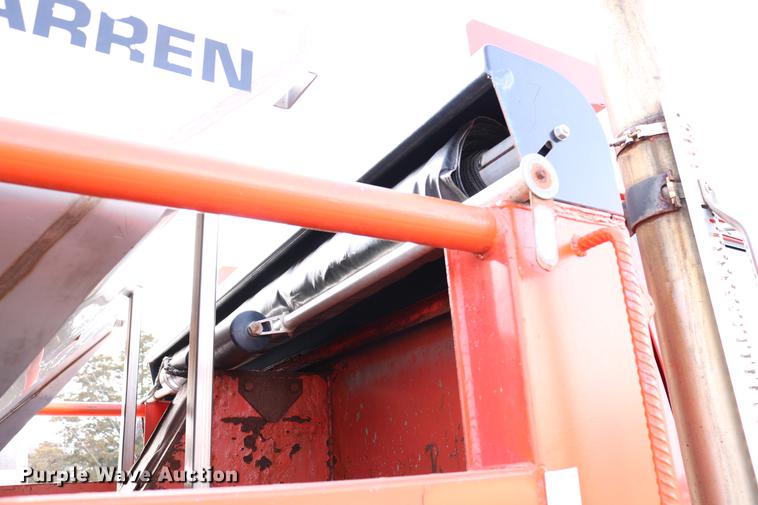 image for item DD8676 2001 Sterling L7501 dump truck