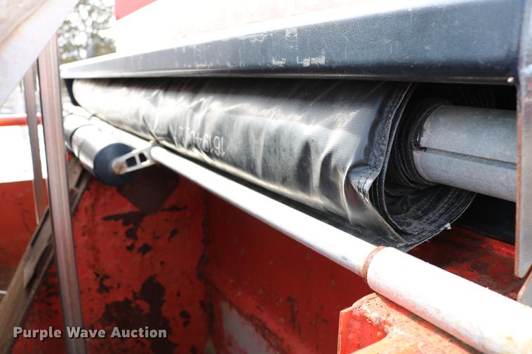 image for item DD8676 2001 Sterling L7501 dump truck