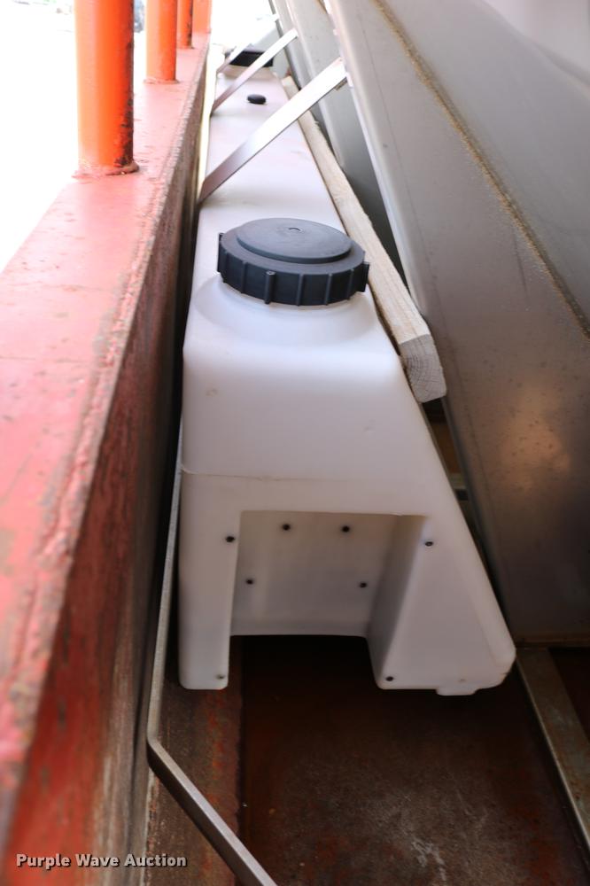 image for item DD8676 2001 Sterling L7501 dump truck