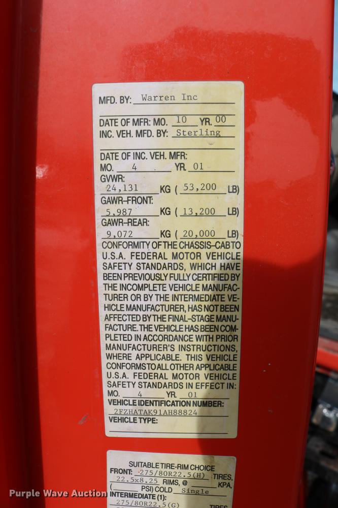 image for item DD8676 2001 Sterling L7501 dump truck