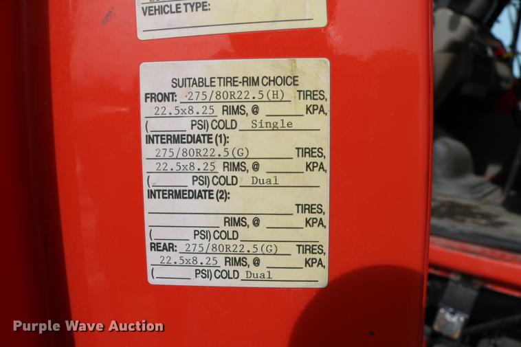 image for item DD8676 2001 Sterling L7501 dump truck