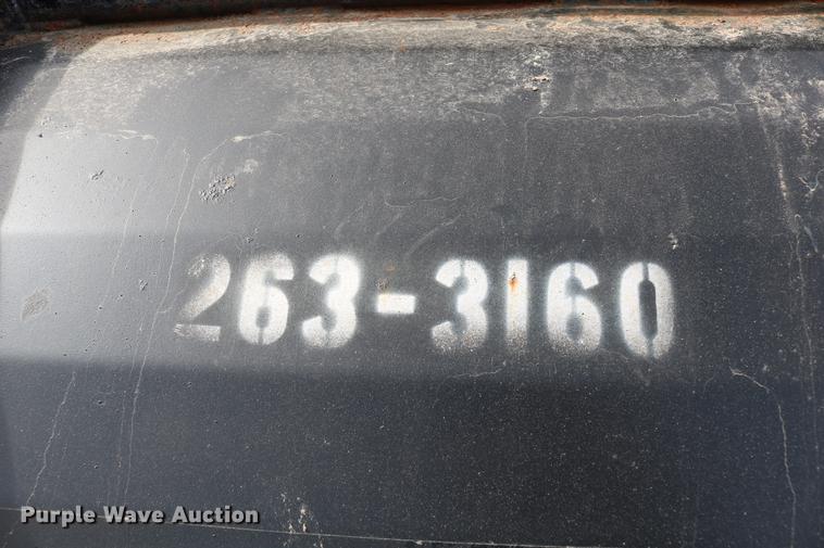 image for item DD8676 2001 Sterling L7501 dump truck