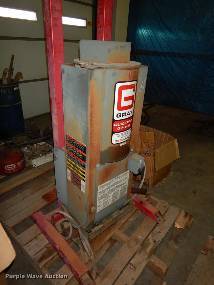 Gray QP160 filter crusher in Topeka, KS Item DN9354 sold Purple Wave