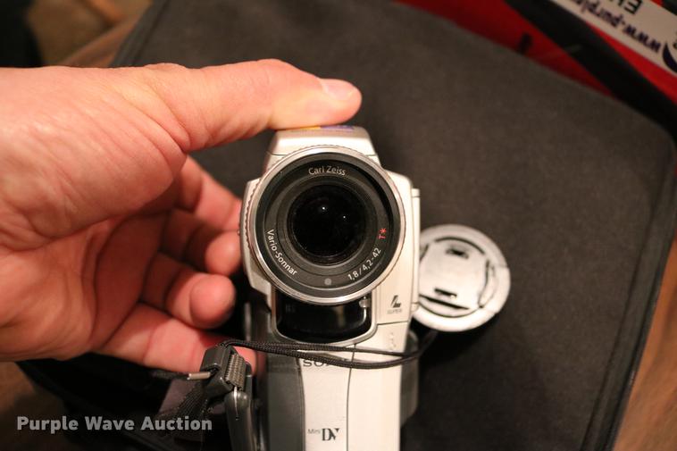 image for item EH9704 2001 Sony DCR-PC110 camcorder