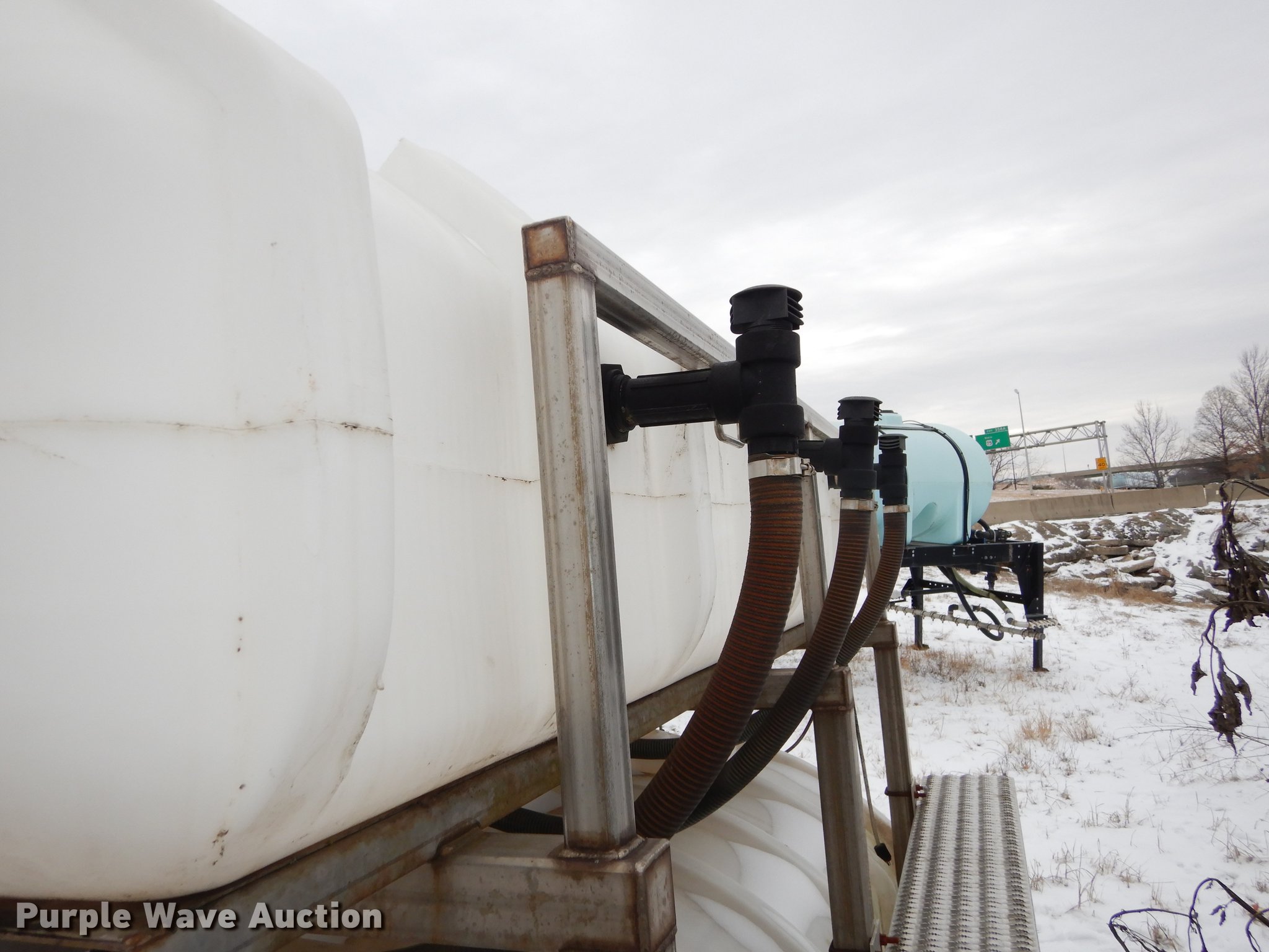 1999 Sprayer Specialties SB1400SS salt brine maker in Topeka, KS Item