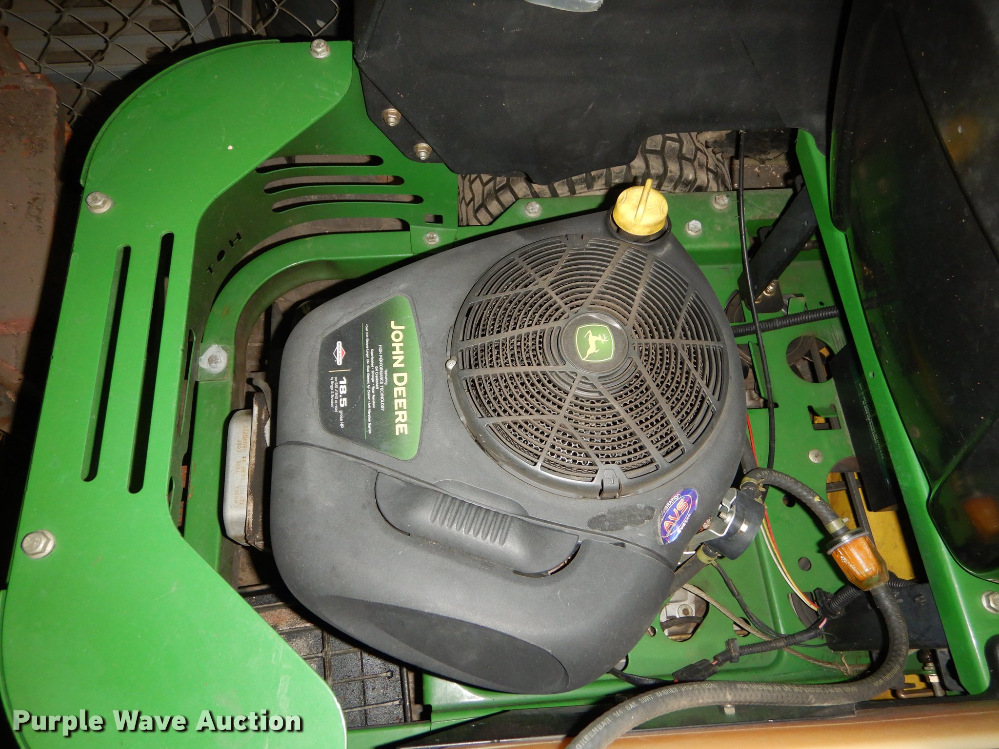 John Deere Z225 EZTrak lawn mower in Topeka, KS Item DN9348 sold Purple Wave
