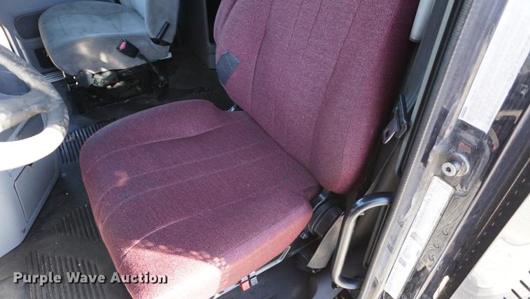 image for item DB0351 2006 Freightliner Columbia semi truck