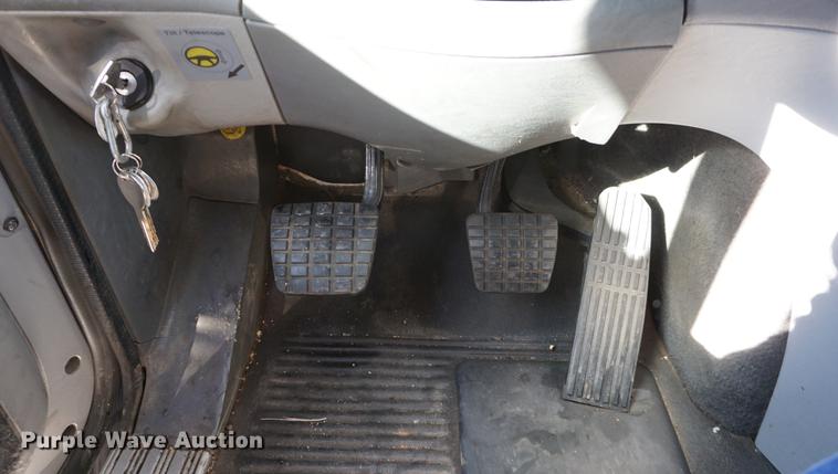 image for item DB0351 2006 Freightliner Columbia semi truck