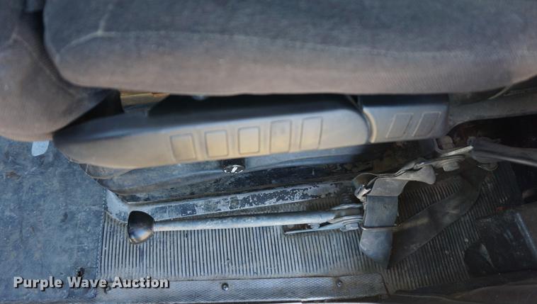 image for item DB0482 1991 Kenworth T800 semi truck