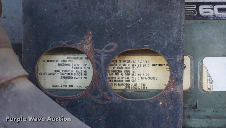 image for item DB0482 1991 Kenworth T800 semi truck