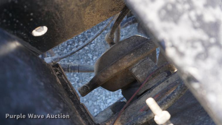 image for item DB0482 1991 Kenworth T800 semi truck