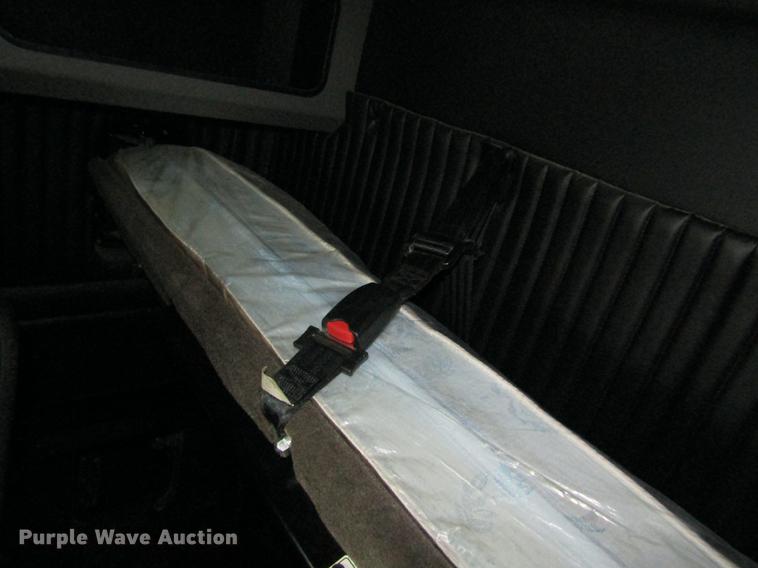 image for item DB1239 2012 Kenworth T800 semi truck