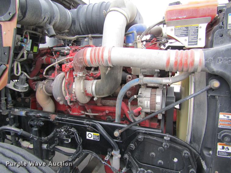 image for item DB1239 2012 Kenworth T800 semi truck