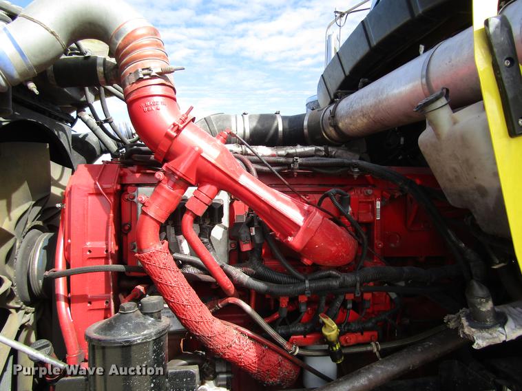 image for item DB1245 2004 Cummins ISX six cylinder diesel engine