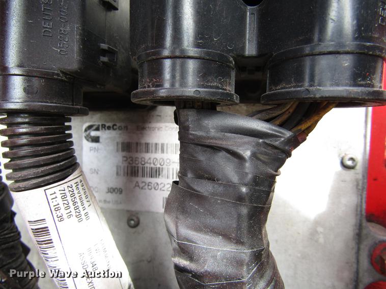 image for item DB1245 2004 Cummins ISX six cylinder diesel engine