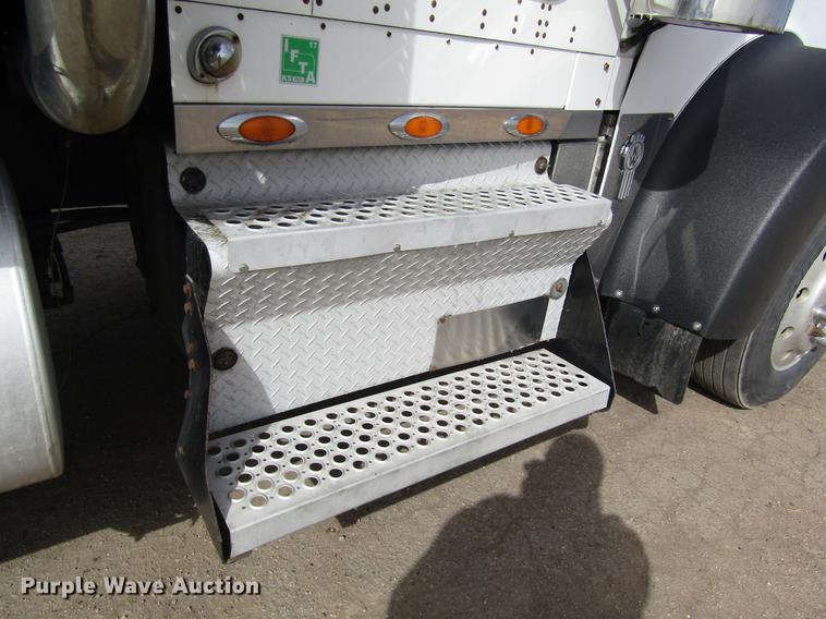 image for item DB1246 1996 Kenworth W900 semi truck