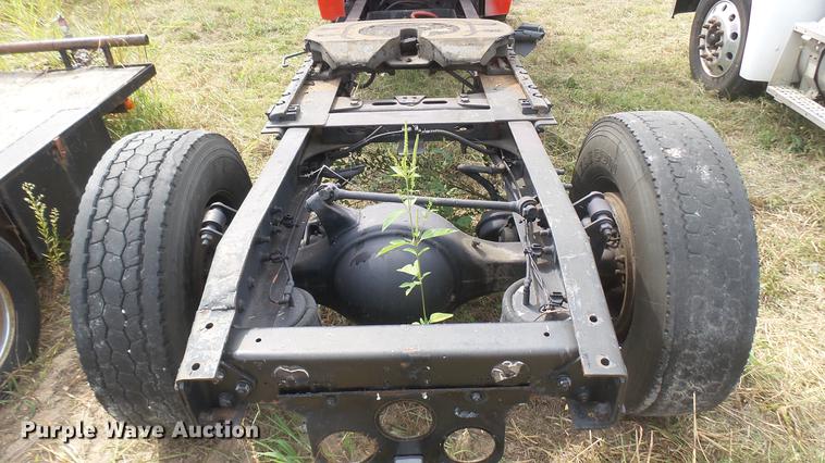 image for item DB3492 2007 Freightliner Columbia semi truck