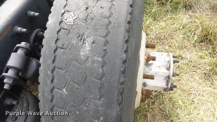 image for item DB3492 2007 Freightliner Columbia semi truck